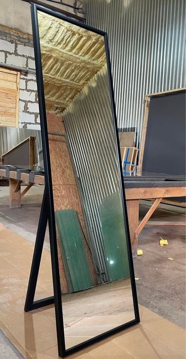 Зеркало напольное