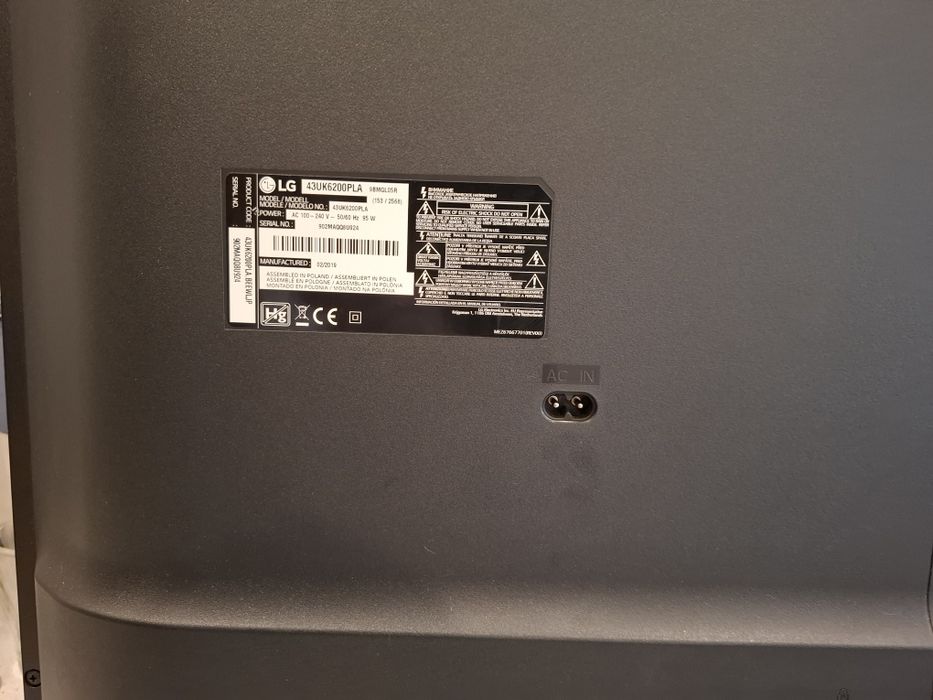 Smart tv 4k ,108 cm