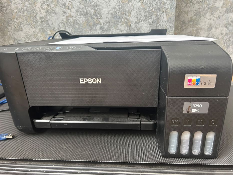принтер Epson EcoTank L3250.
