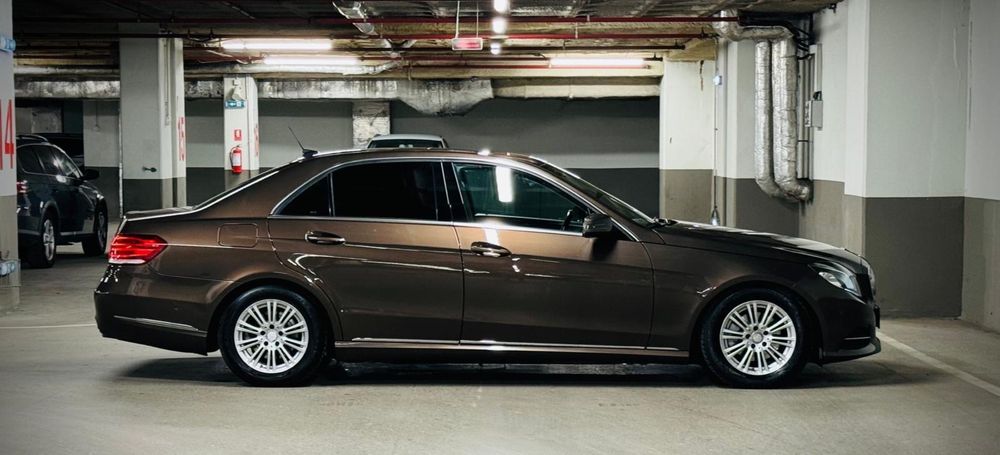 Mercedes-Benz E220 CDi 170 Cp Avantgarde 2015 Automata 9G Tronic