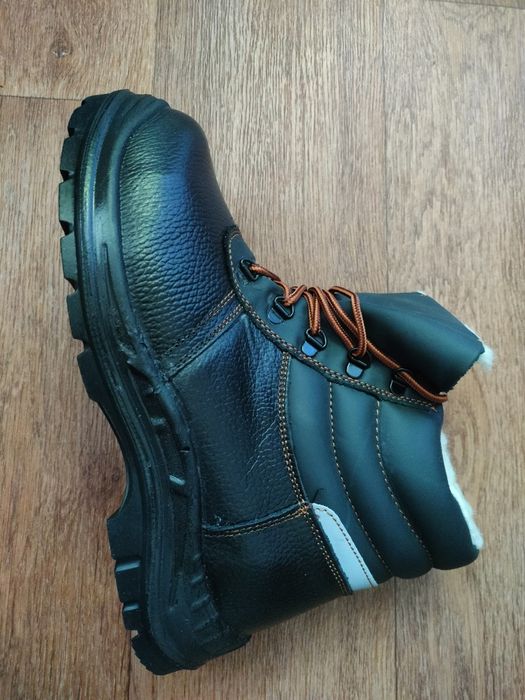 Зимние рабочие ботинки 42-43 р