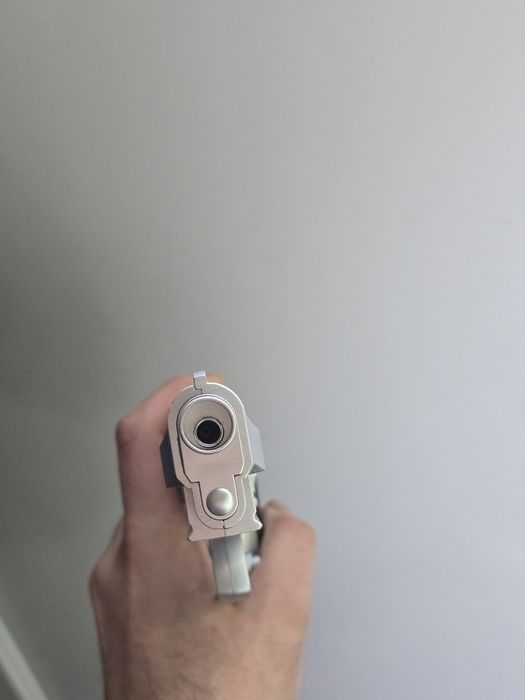 Pistol Airsoft Cybergun NBB