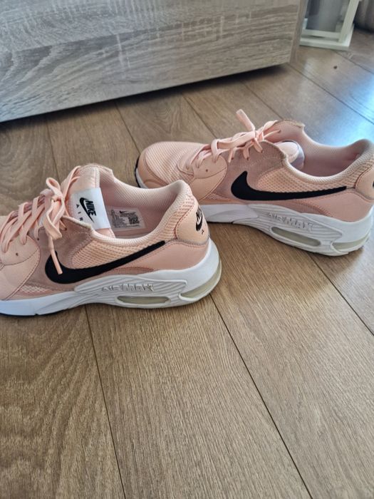 Дамски маратонки NIKE