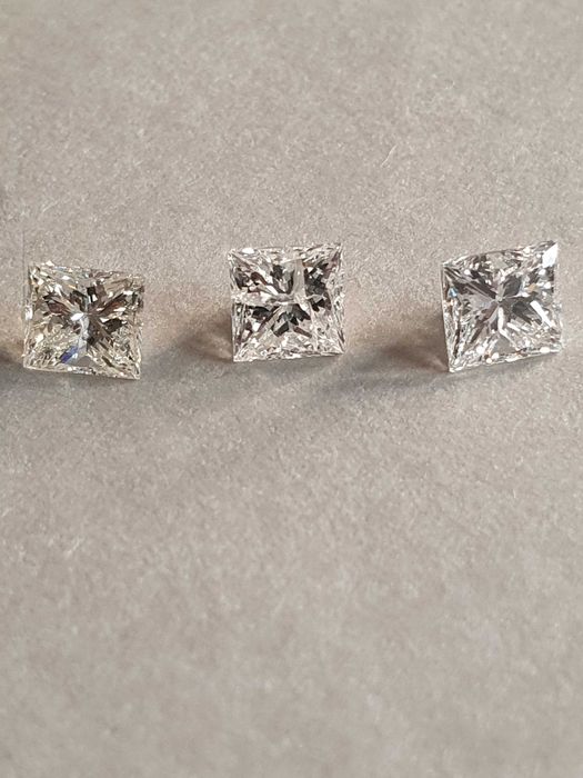 lot diamante naturale PRINCESS cut 0,9ct