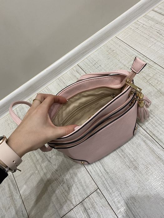 Дамска чанта