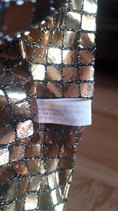 Порцеланова кукла