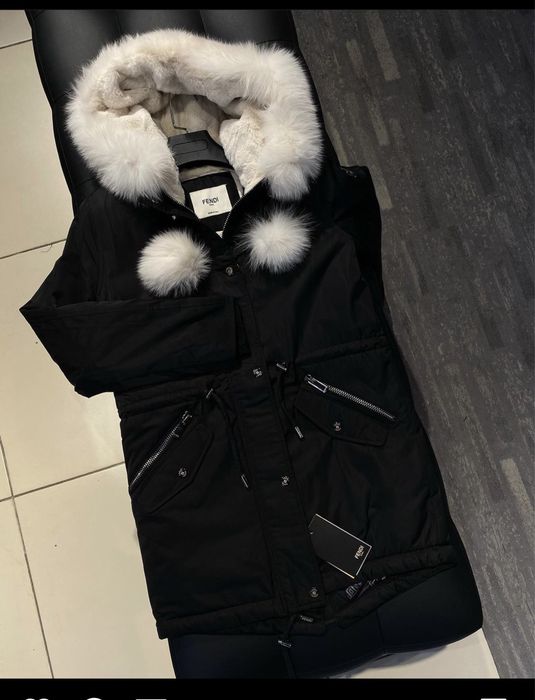 Куртка парка на зиму Fendi