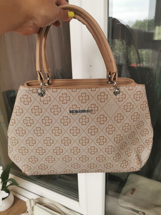 Дамска чанта от еко кожа