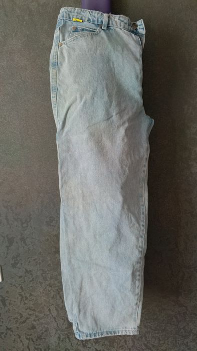 Подростковые вещи.