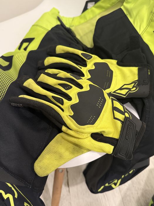 Echipament enduro moto