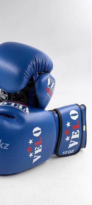 Продам перчатки боксёрские