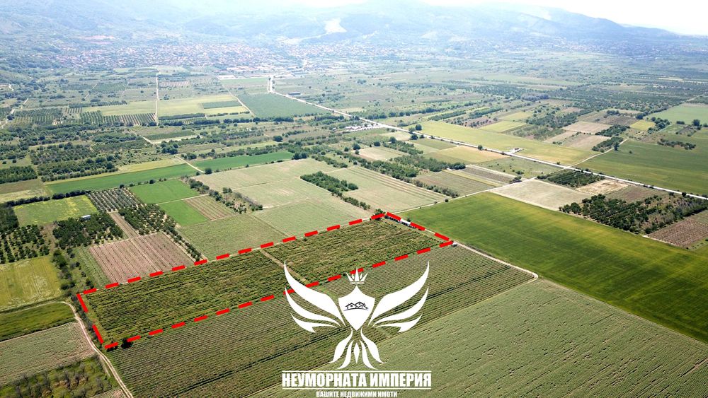 Продавам земя/имот УПИ 33103кв.м. преди град Куклен на вътрешна линия от асфалтовия път