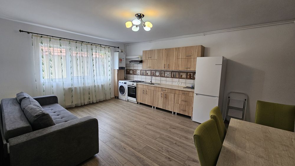 De închiriat apartament 55 mp, etaj I Centru