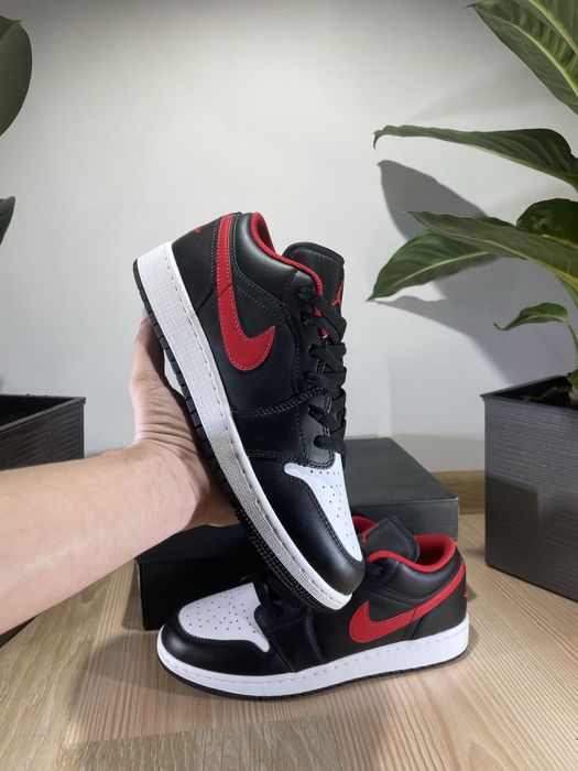 Air Jordan 1 Low "White Low"