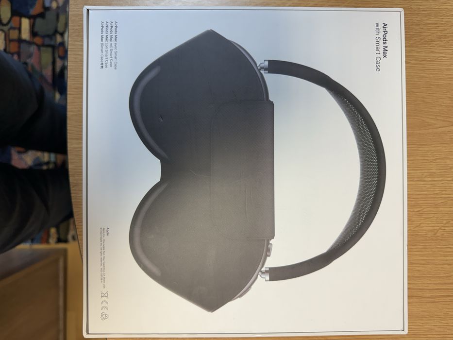 Airpods Max headphones noi