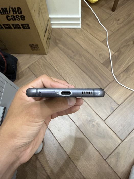 Samsung S21 FE 5G обмен и торг есть