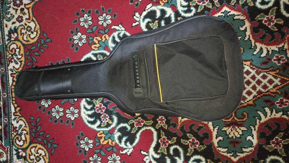 Yamaxa c 40   sotiladi hali yangi komplekt sotiladi