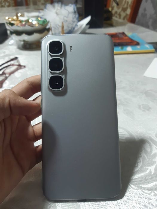 Infinix hot 60 pro plus yangi ozgna ishlatilga  holati ideal