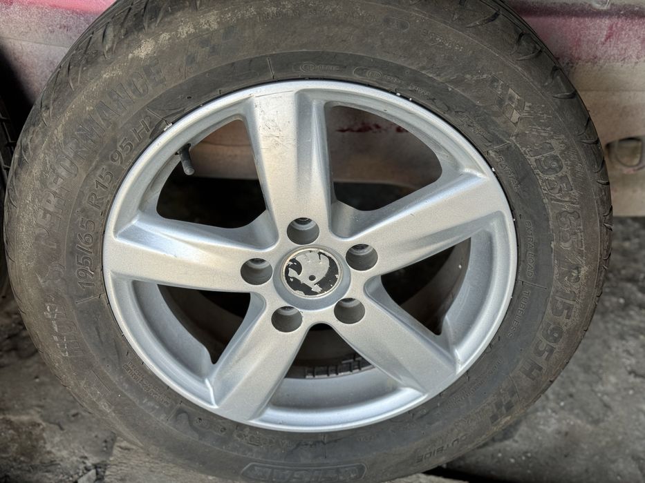 Шины летние 195/65 с дисками