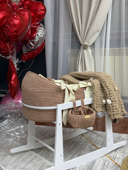 Продам люльку детскую вязнную