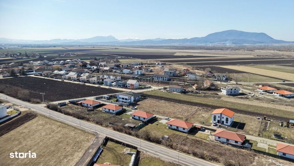 Teren intravilan Stupini - Brasov