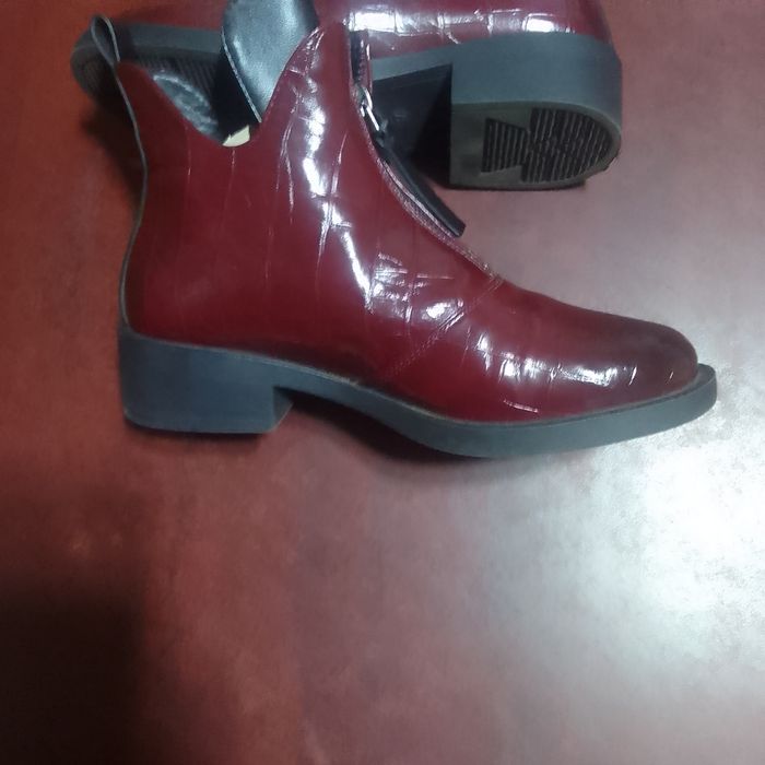 Ботинки женские 37