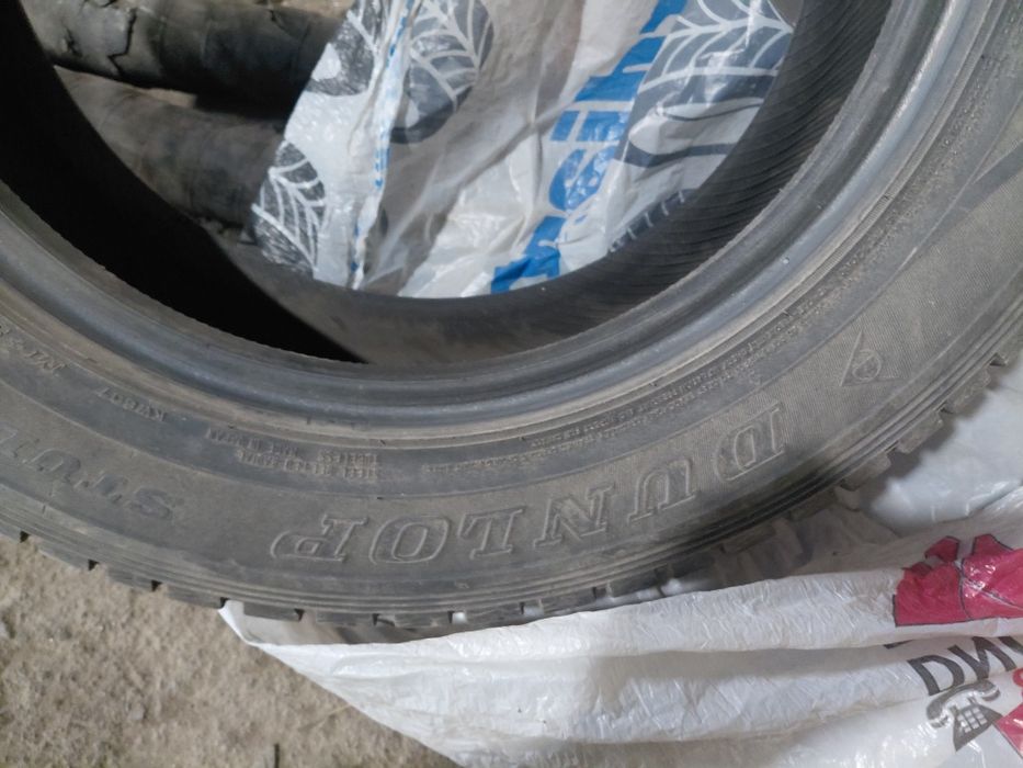 Продам  зимние шины