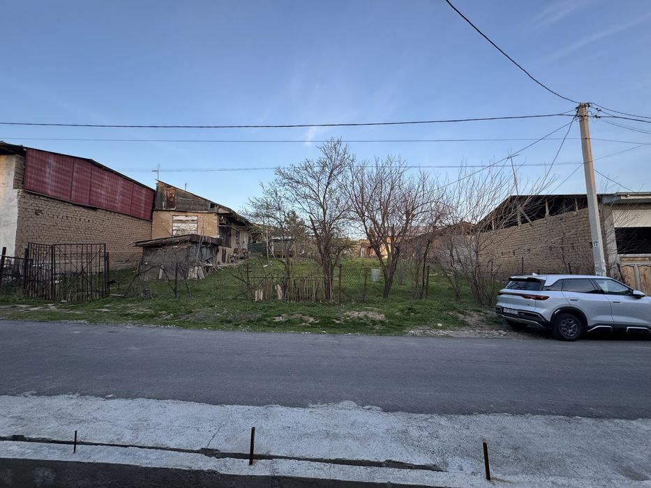 Yer sotiladi 8 sotix