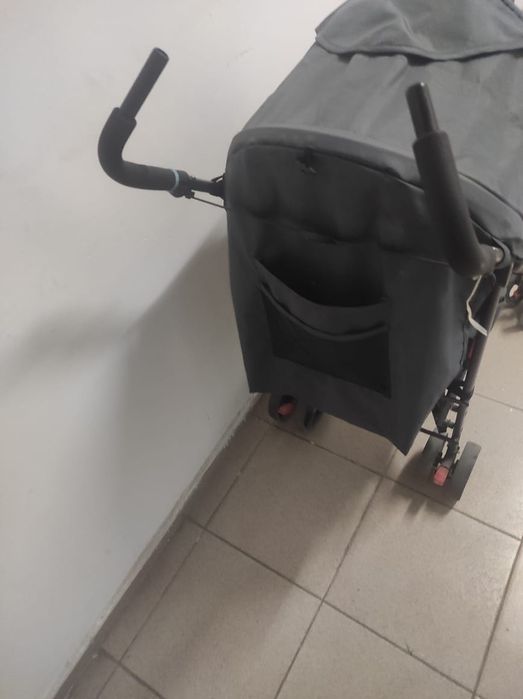 Детская коляска для детей