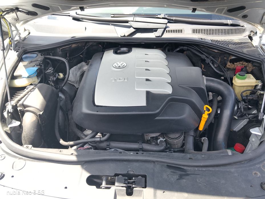 Vând Volkswagen Touareg 2.5tdi