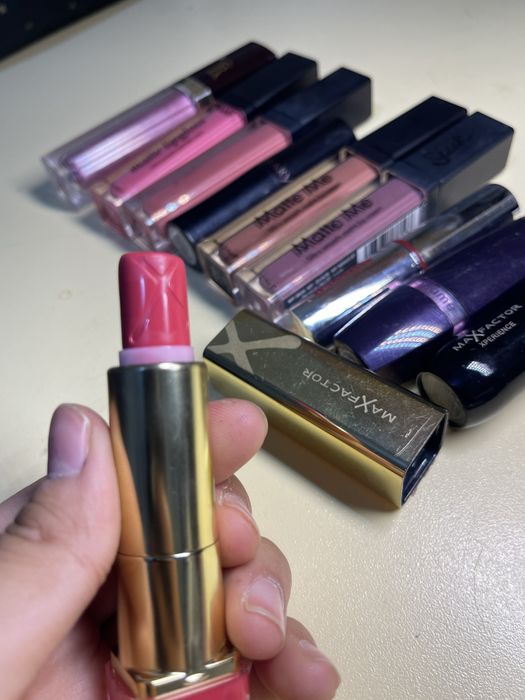 помада все за 1000