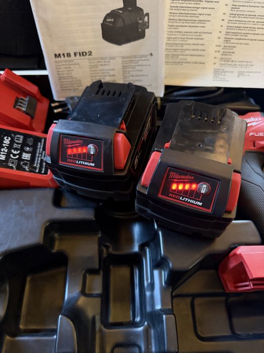 Milwaukee M18 FID2 2x5Ah
