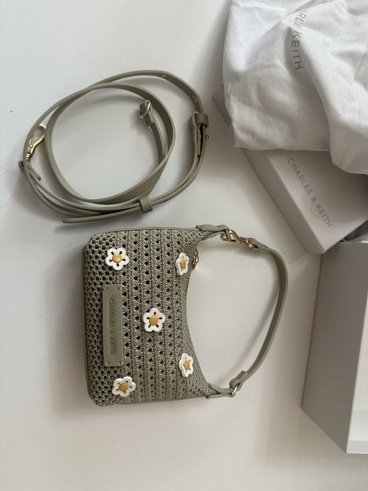 Charles&keith сумка новая