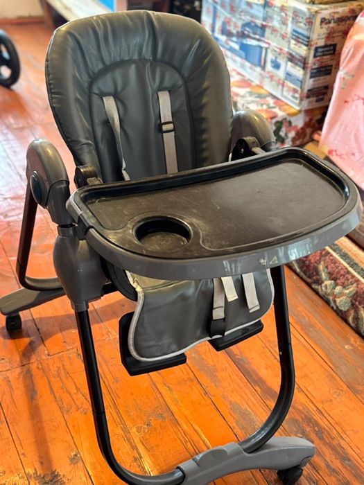 Детский стол для кормления