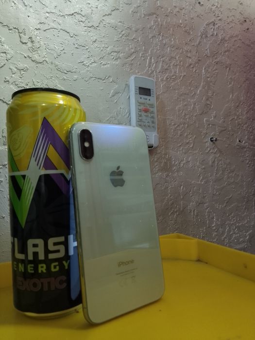 Айфон Х 64 гигабаит АКБ 100