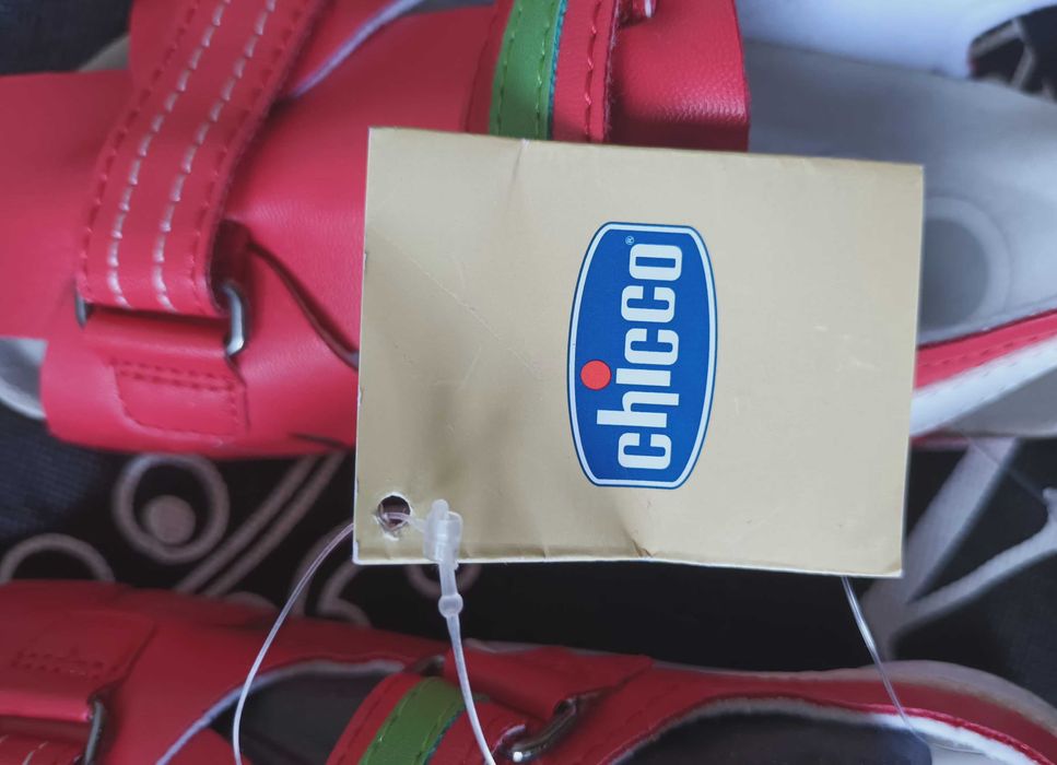 Нови детски сандали Chicco ном. 30