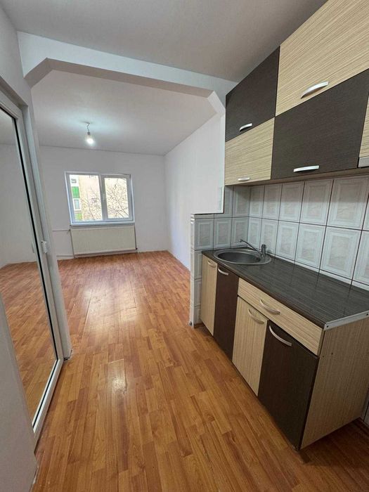 Garsoniera Flammarion proaspat renovata, 16.54 suprafata utila