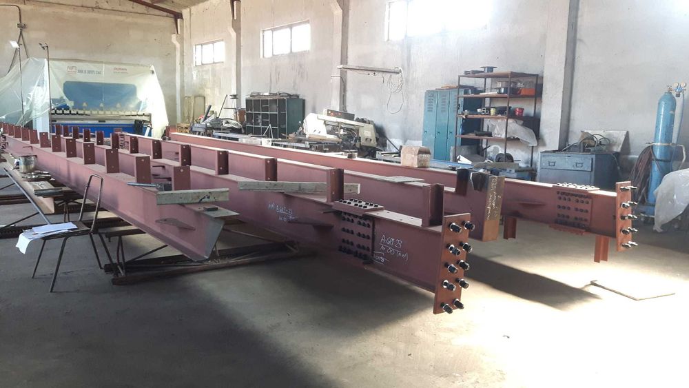 Confectii metalice, structuri metalice, hale, garaje, garduri, porti