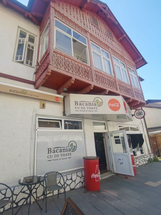 Spatiu comercial Predeal  - in Centru, iesire la DN1, Magazin farmacie alimentara fast food reprezentanta showroom bacanie