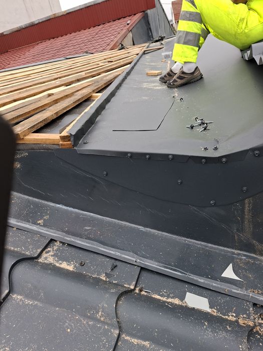 Servicii Acoperișuri profesionale