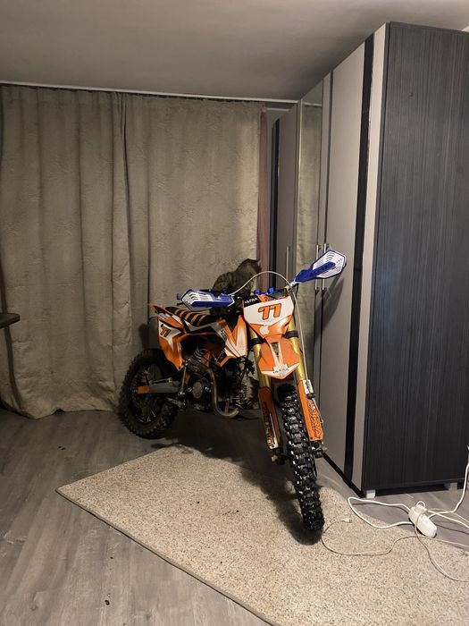 Motocross Ultra 125cc.