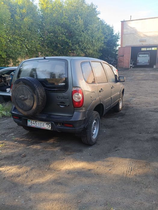 Продам нива шевроле