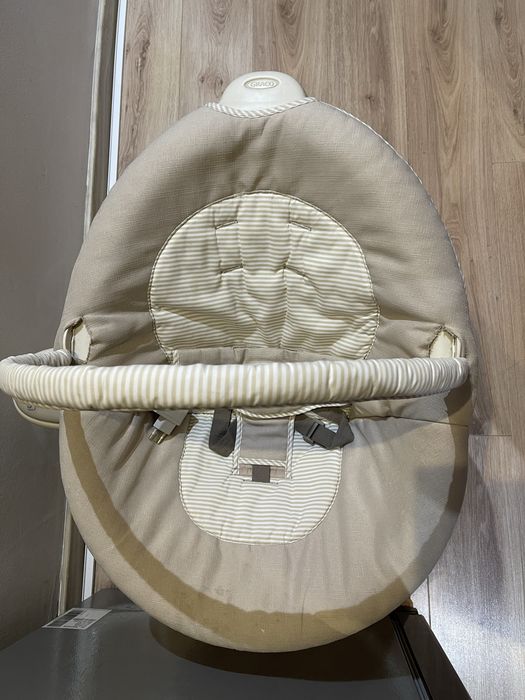 Люлька качалка Graco в хорошем состоянии.