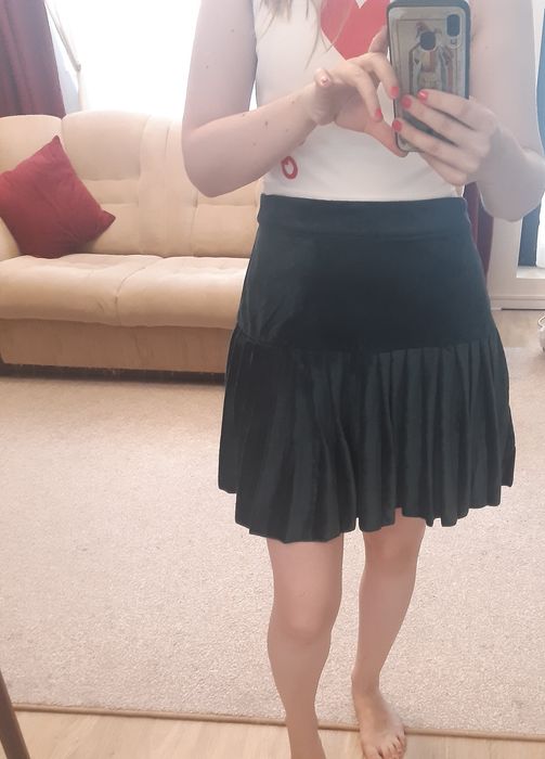 Fustă verde plisată din catifea moale, Cider shop