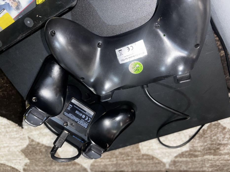 Vând PlayStation 3 în stare foarte bună, perfect funcțional