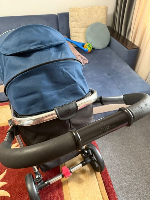 Продаю детскую коляскую (коляска)