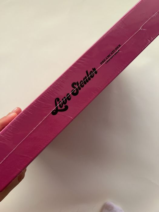 DREAMCATCHER - Concept Book: Love Stealer (Pink Ver.) - Sealed / Sigilat