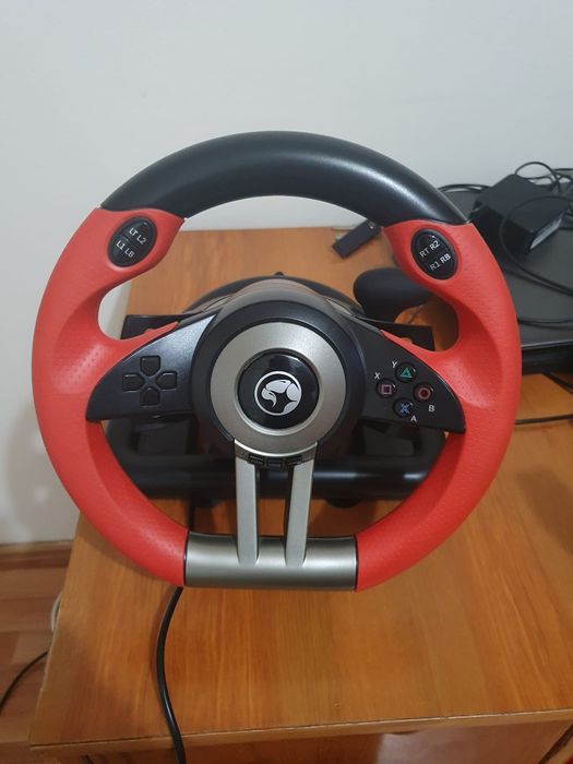 Vând volan Marvo GT902