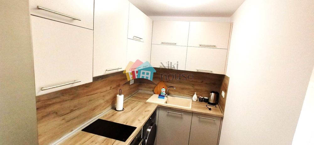 Дава се под наем Двустаен апартамент в Варна, Колхозен пазар - 64 кв.м за 510 € - Снимка #1