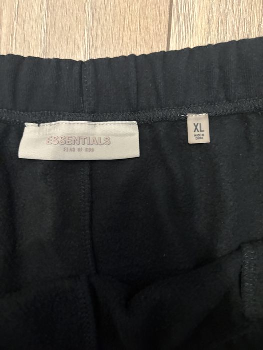 Pantaloni scurti Essentials